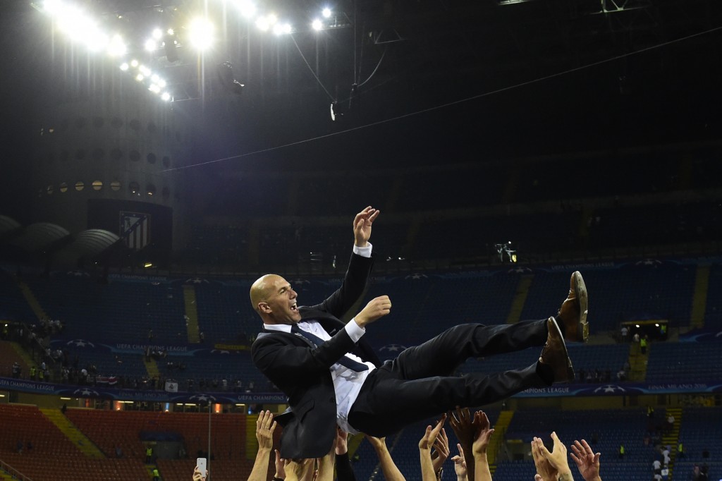 Zinedine Zidane Real Madrid Liga de Campeones 2016 Version Final (1)