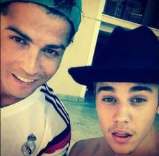 Justin_Bieber-Cristiano_Ronaldo-versionfinal