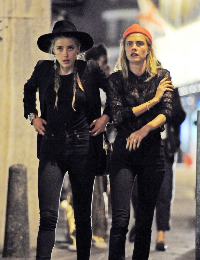 rs_1024x1654-160819131944-634.7.Amber-Heard-Margot-Robbie-Cara-Delevingne-Post-Divorce-Night-Out-Exclusive-London-JR-081916